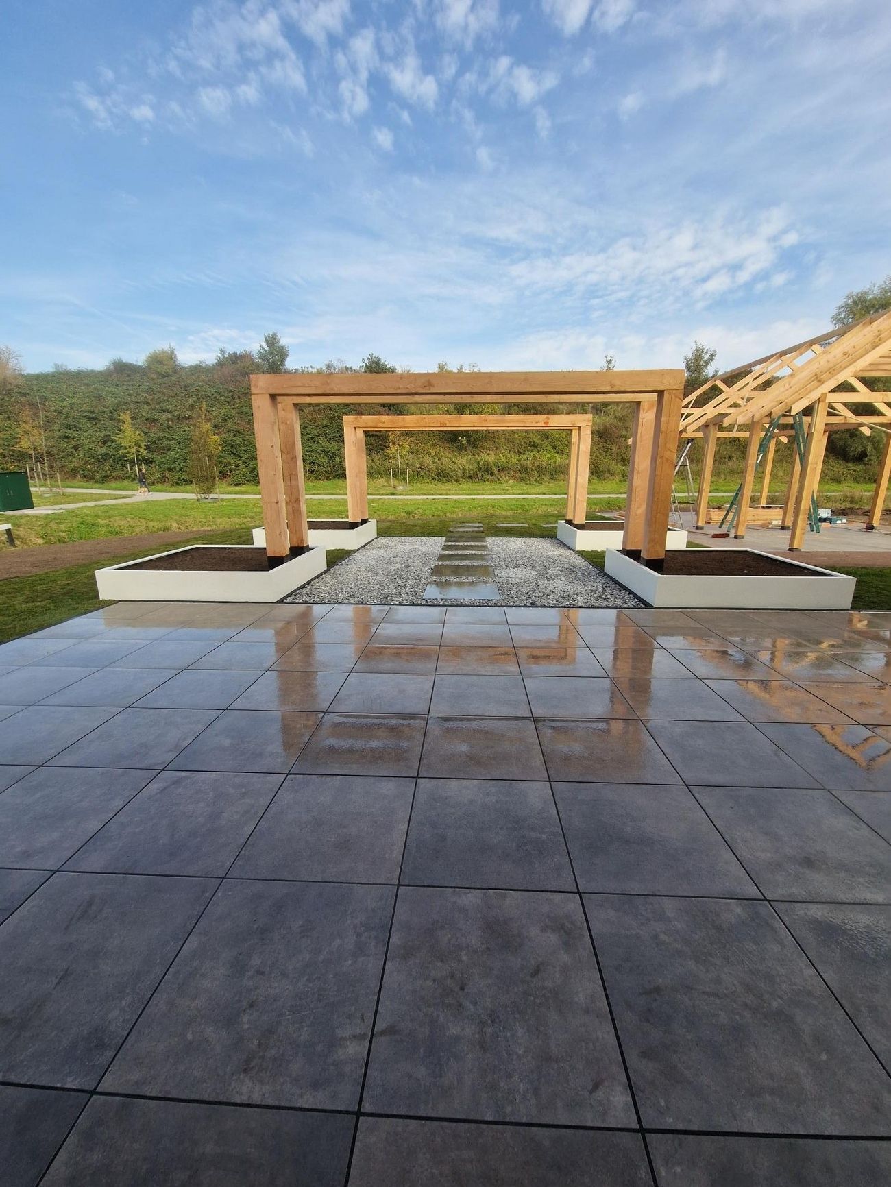 Blikvangers in de tuin | Pergola’s, frames en maatwerk constructies